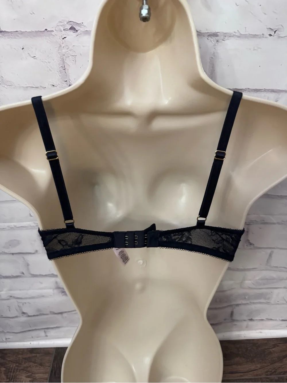 Victoria's Secret Very Sexy Unlined Demi Bra Size 34B Blue Lace Underwire Girly